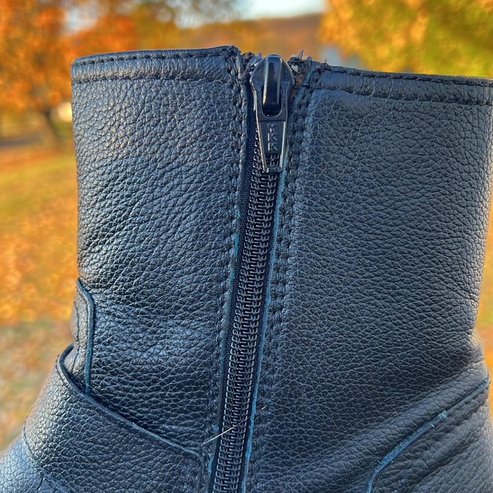 Clarks Booties Women’s Size 7 - Picture 5 of 14